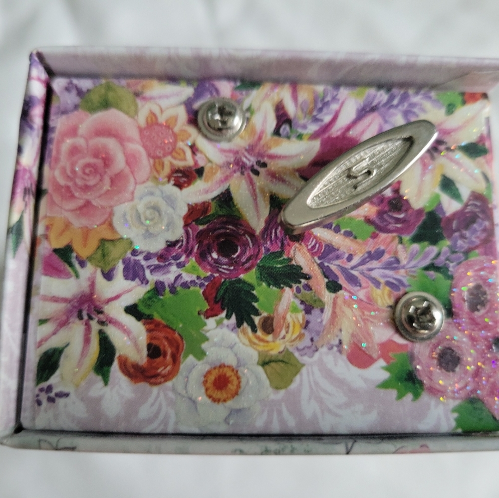 Music Box - Picture 8 of 10